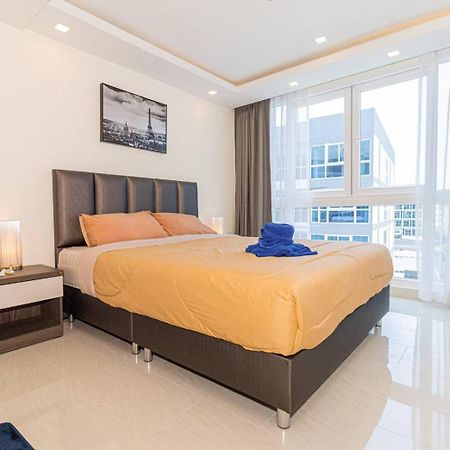 Grand Avenue By Fantasea Beach Pattaya Room photo