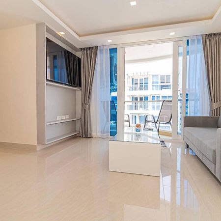 Grand Avenue By Fantasea Beach Pattaya Room photo
