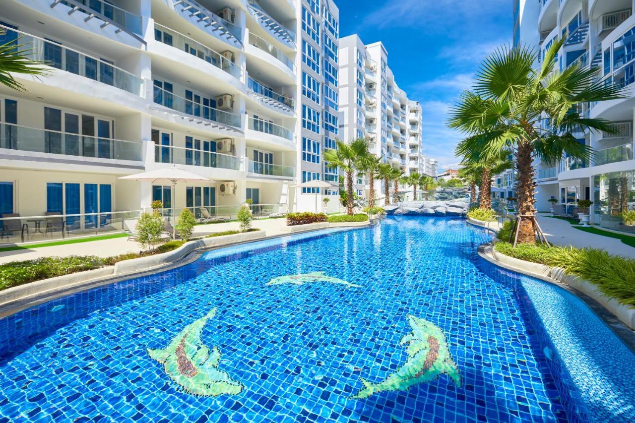 Grand Avenue By Fantasea Beach Pattaya Exterior photo