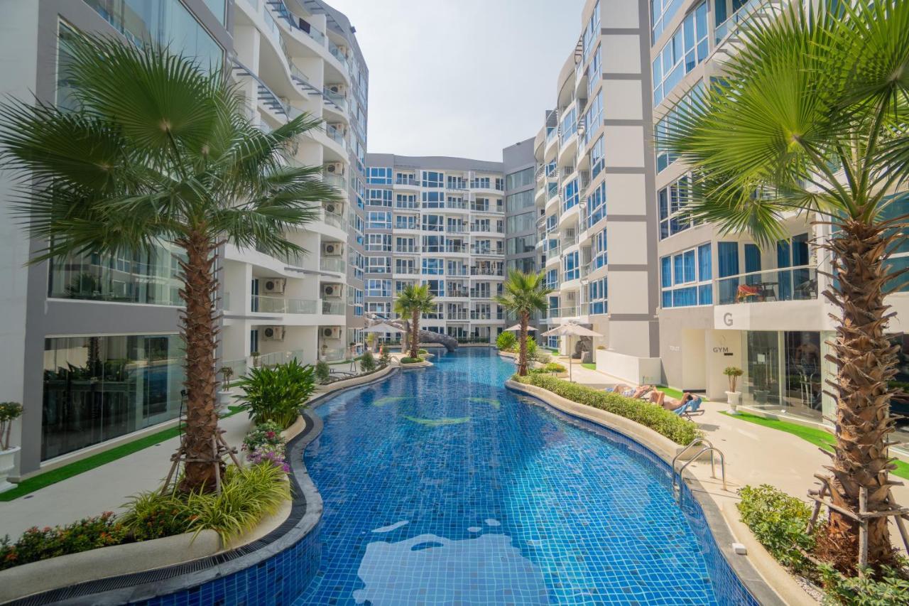Grand Avenue By Fantasea Beach Pattaya Exterior photo