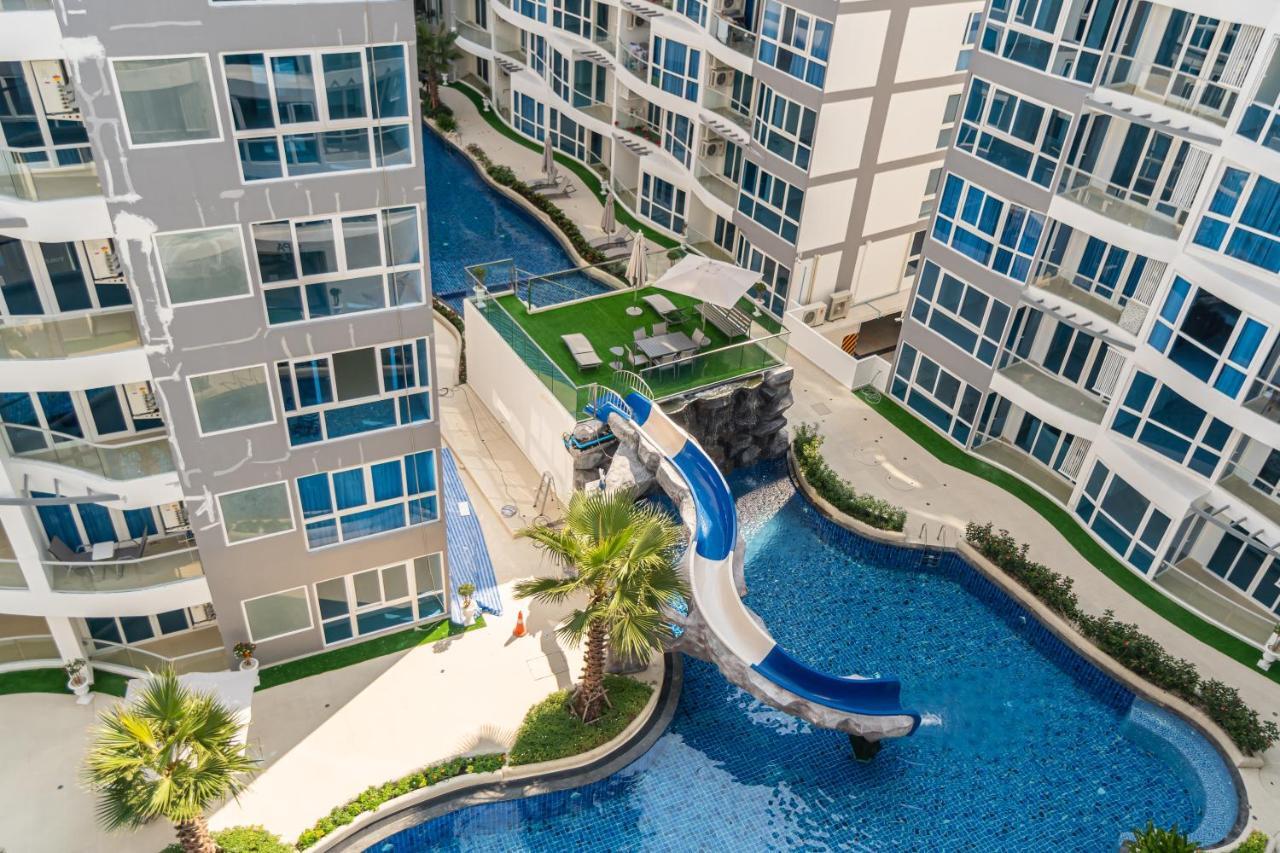 Grand Avenue By Fantasea Beach Pattaya Exterior photo